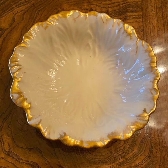 Lenox Fine China 24k Hand Painted Round Leaf form Dish - Picture 1 of 8